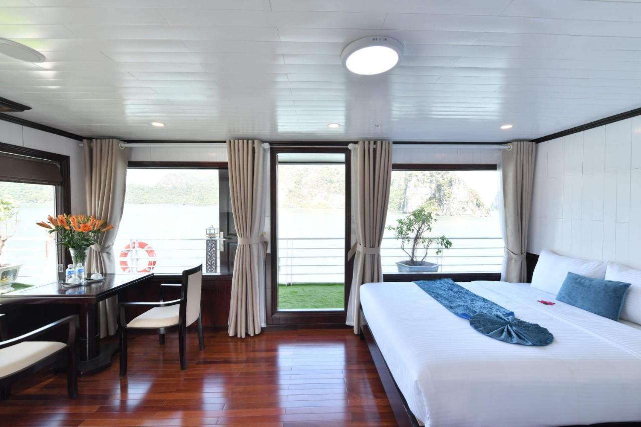 Hotel Halong Sapphire Cruise à Nan Giang Extérieur photo