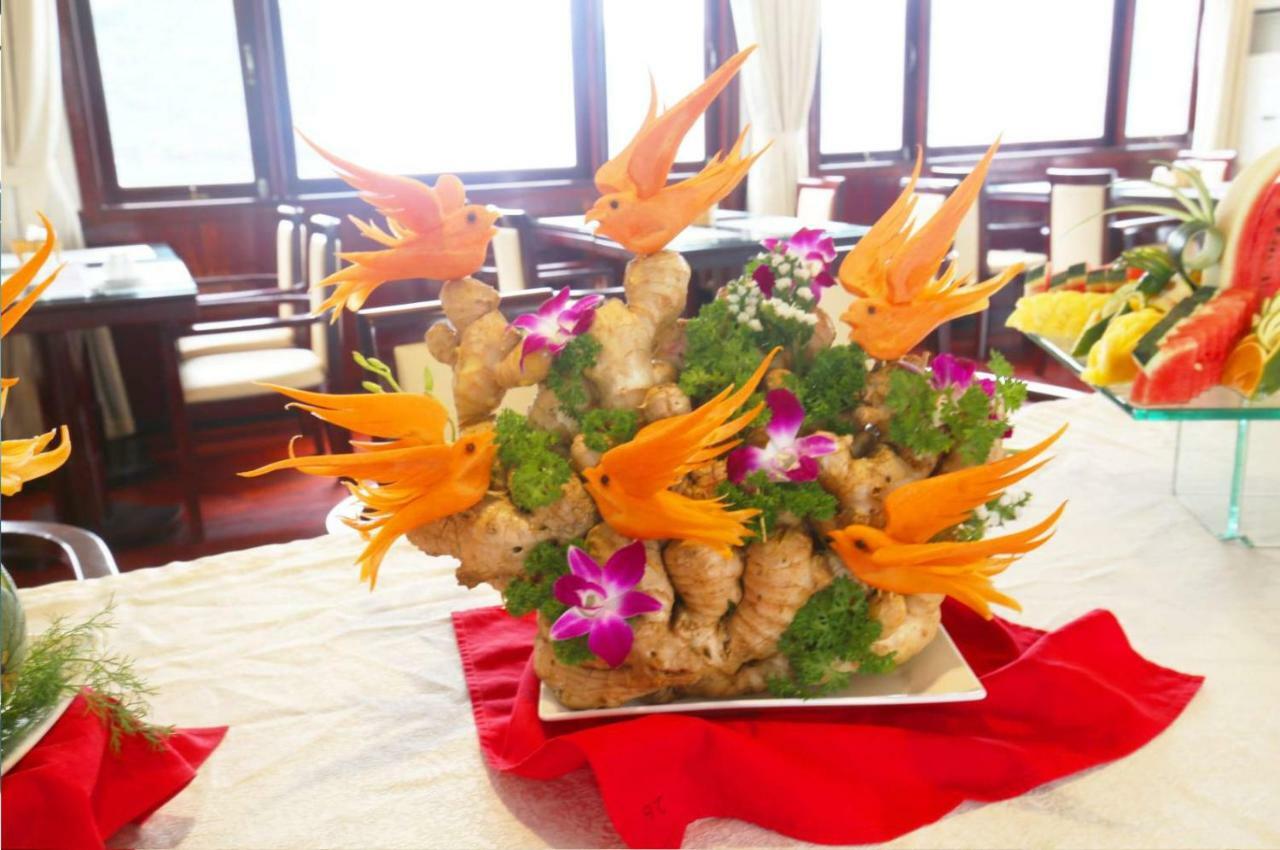 Hotel Halong Sapphire Cruise à Nan Giang Extérieur photo
